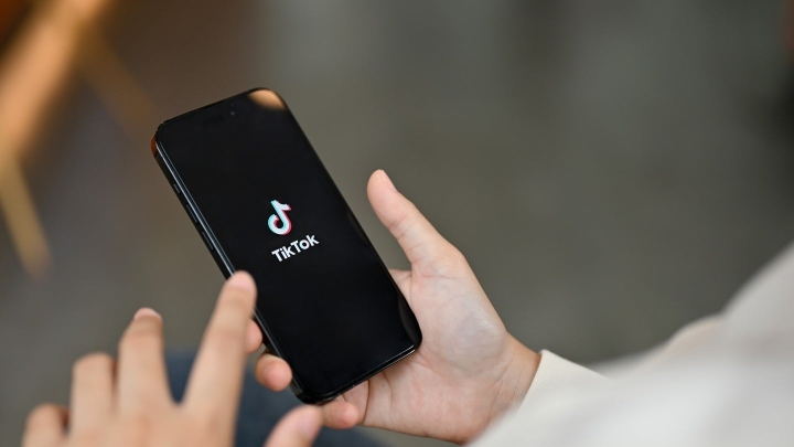 TikTok продолжит работу в США под контролем американских инвесторов